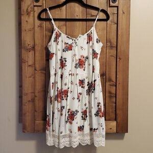 BE COOL Floral Macrame Sundress Size Small